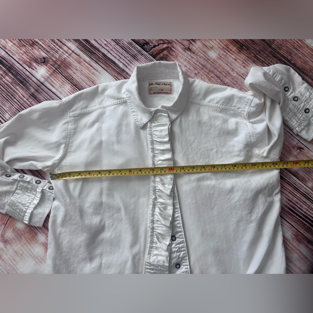 WE THE FREE NIGHT MOVES BUTTON DOWN SHIRT - Picture 10 of 14